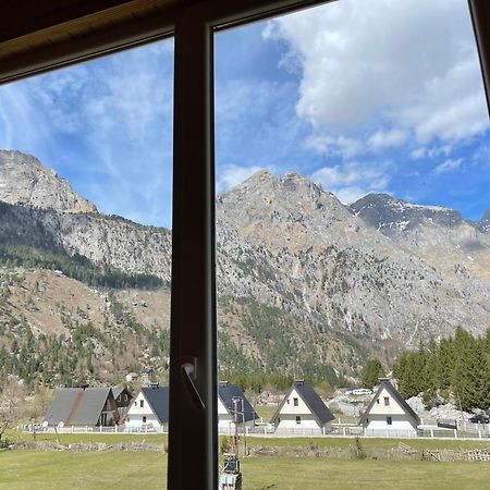 Bujtina Izet Selimaj Hotell Valbona Exteriör bild