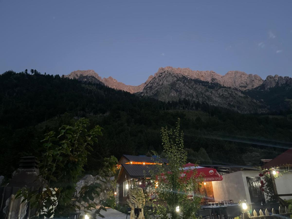 Bujtina Izet Selimaj Hotell Valbona Exteriör bild